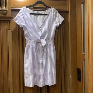 NWOT FRNCH White with Blue Strip Cotton dress with front tie Size Small